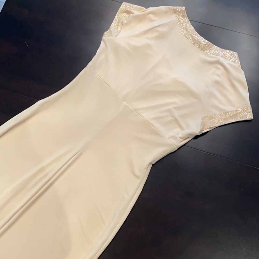 Pale Yellow with Crystal detailing - Picture 9 of 9